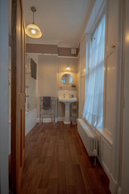 Forth Reflections Self Catering South Queensferry المظهر الخارجي الصورة